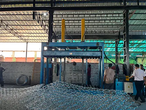 Double Hydraulic Cylinders Boost Performance of Gabion Packing Machine
