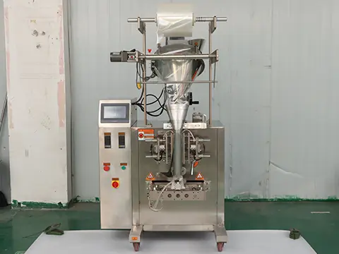 2.420 Pellet turtable Pneumatic type packing machine.png