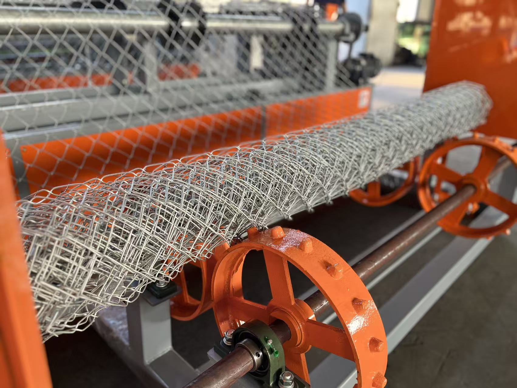 Chain_Link_Fence_Machine_3.jpg