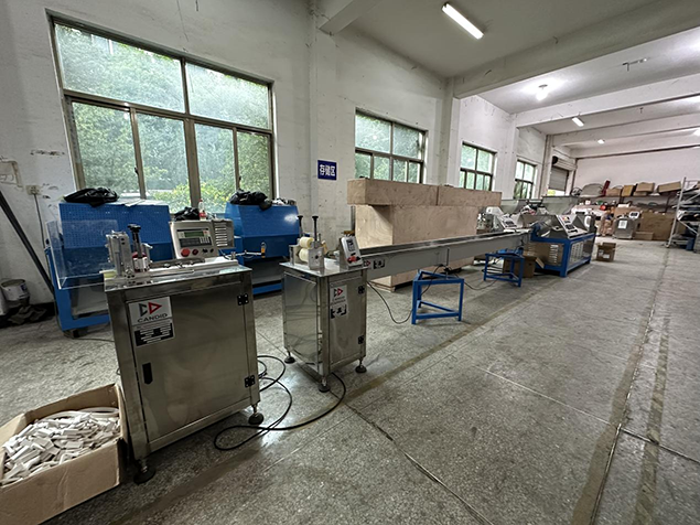 Single Color Eraser Production Line