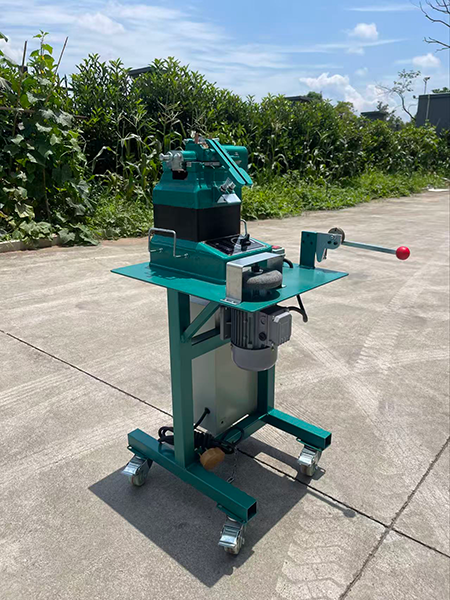 butt_Welding_Machine_1.png butt_Welding_Machine_1.png