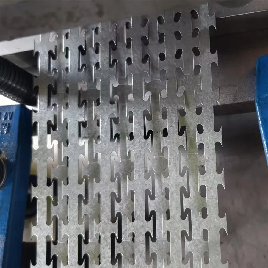 Razor barbed wire making machine